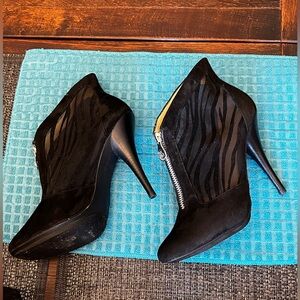 8.5 Michael Kors Fulton Bootie Black Mesh Boots.